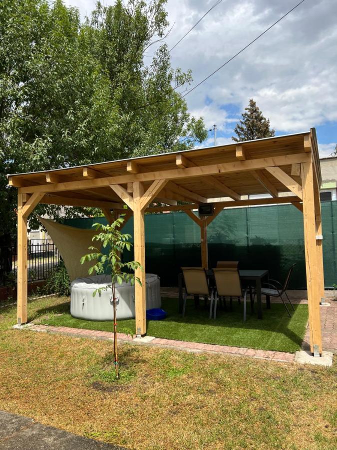 Sparkling Time Apartman Villa Hajdúszoboszló Exteriör bild